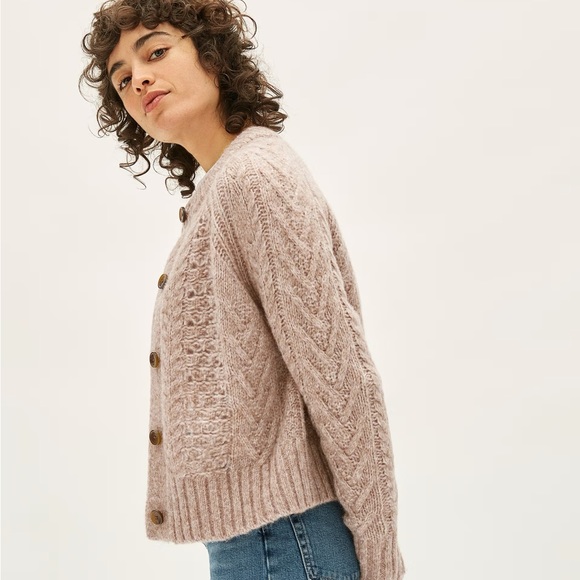 Everlane The Cloud Cable Cardigan in Heathered Birch - Picture 2 of 8